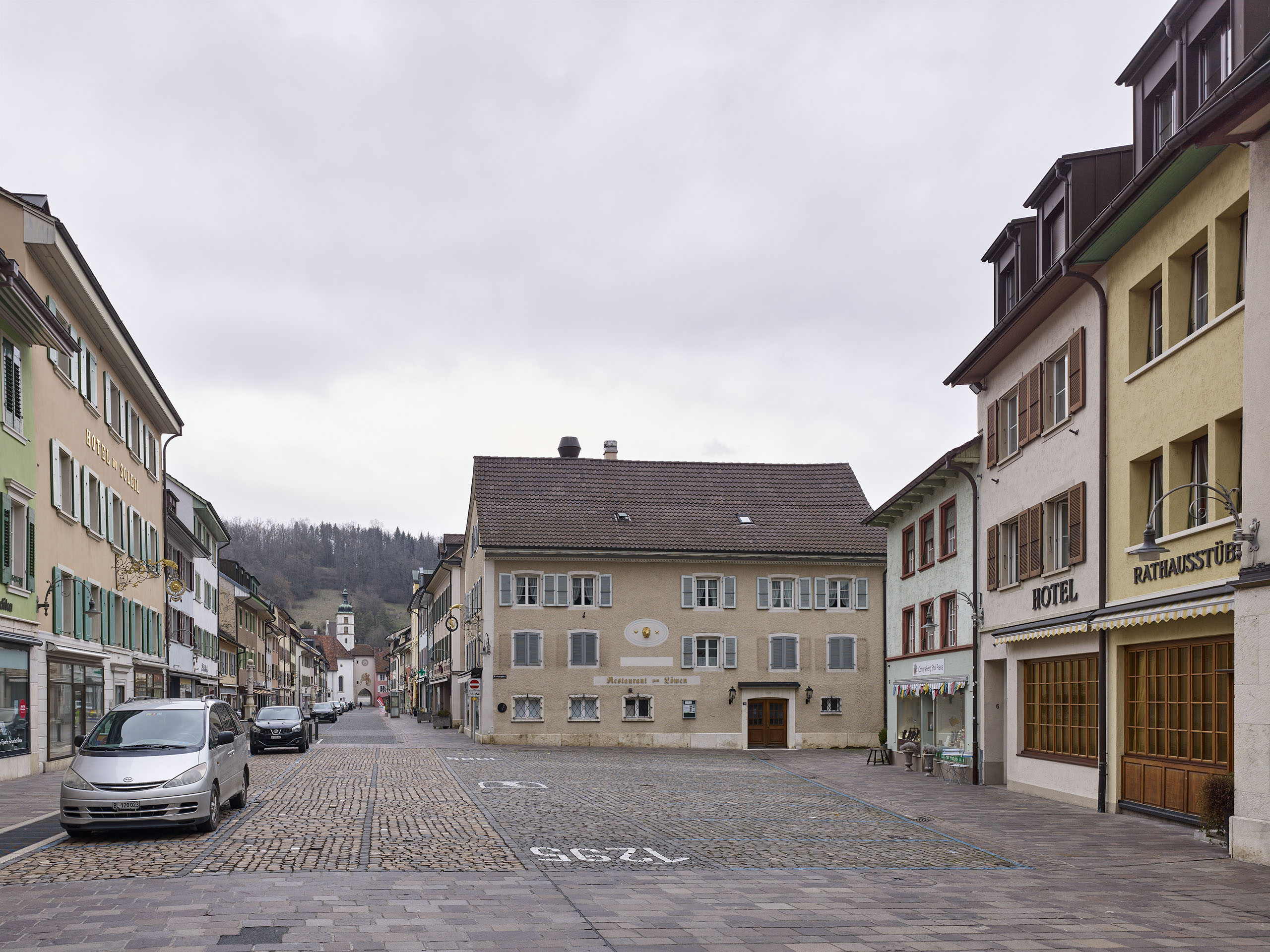 Rathausplatz und Hauptstrasse